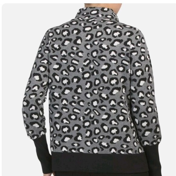 NWT Rachel Zoe Animal Print Leopard Zip down Cardigan Sweater - Picture 2 of 13